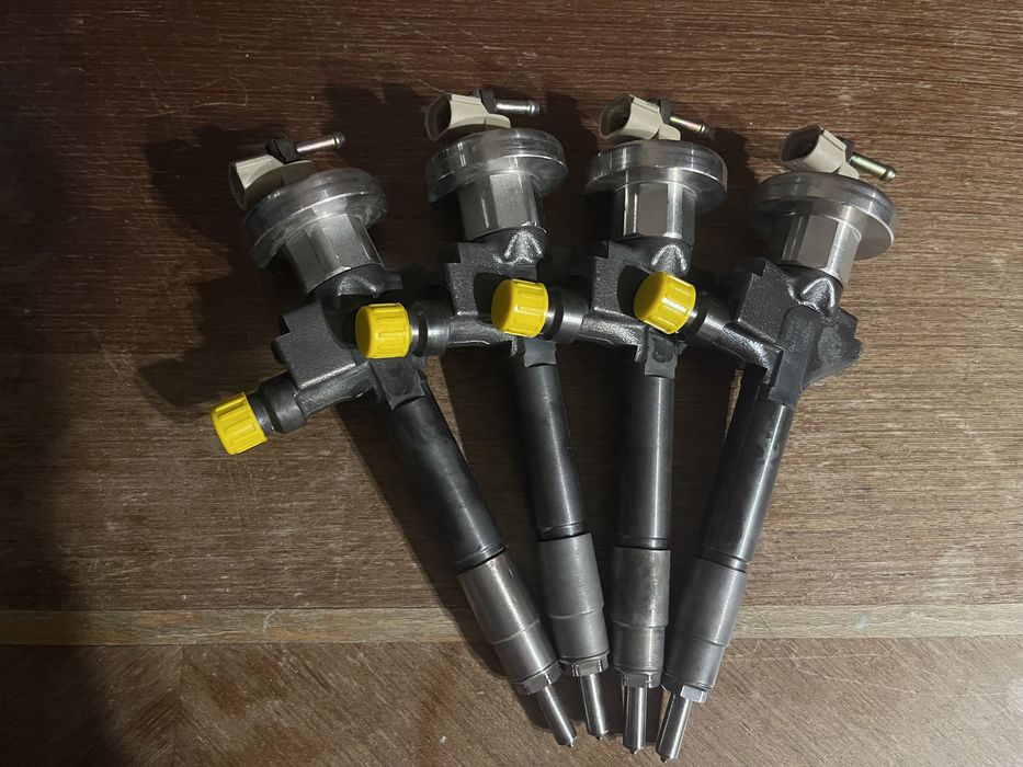 Форсунка Mazda 6 1 2002-2007  2.0 13Н50А 13H50B RF7J13H50