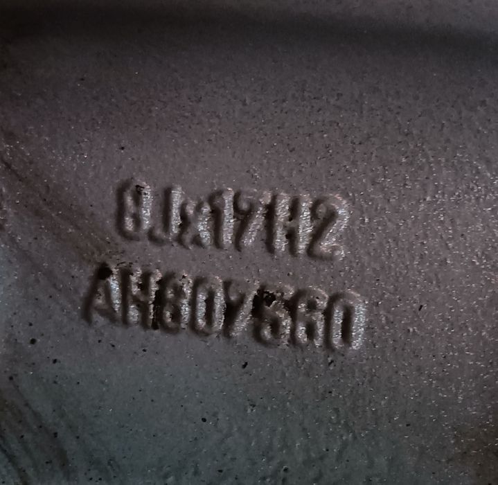 Vendo jantes 17 Porsche com adaptação para seat e vw