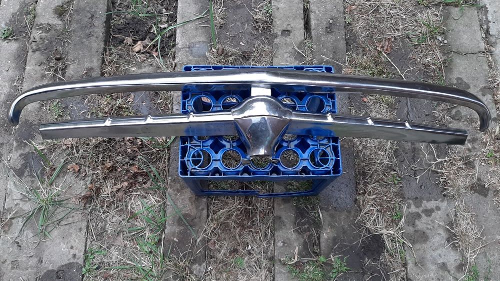 Бампер на м-401, 407. Эмблемы на м-401, 407.