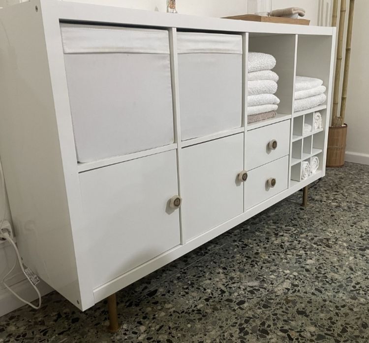 Estante kallax Ikea branca brilhante