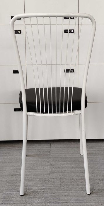 Krzesło do kuchni kantyny Nowy Styl RETRO PRL biały czarny (ok.4 szt.)