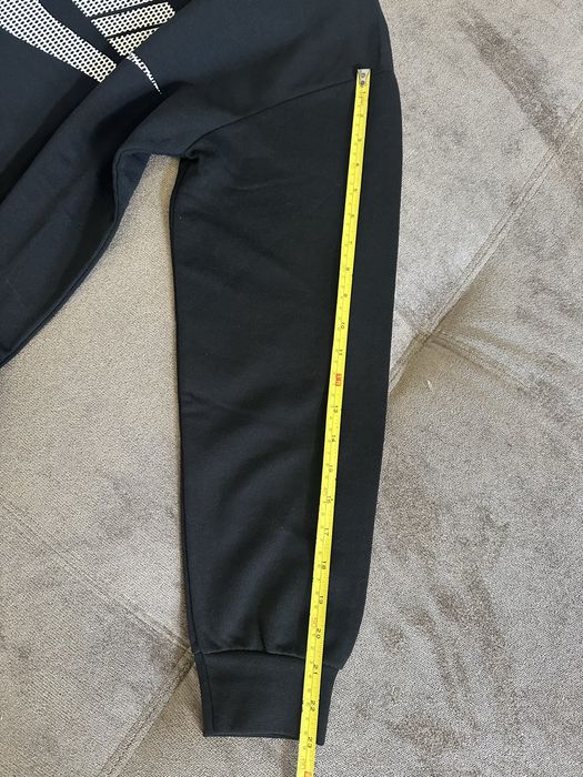 продам свитшот NIKE