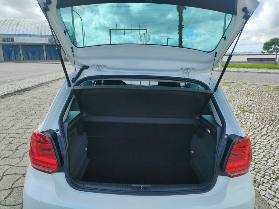 VW Polo 1.4 TDI ConfortLine - Comercial