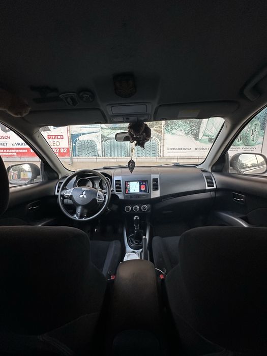 Mitsubishi outlander xl