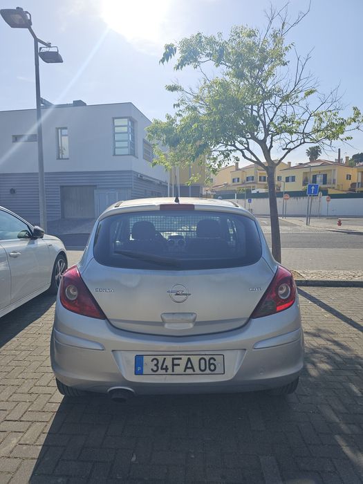 Opel Corsa 1.3 gasóleo