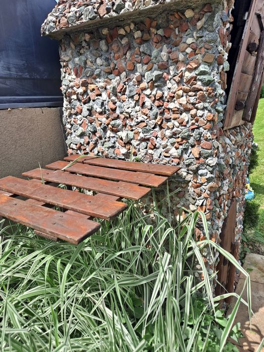 Grill betonowy kamienny palenisko do ogrodu ogrodowy kamyki kamienny