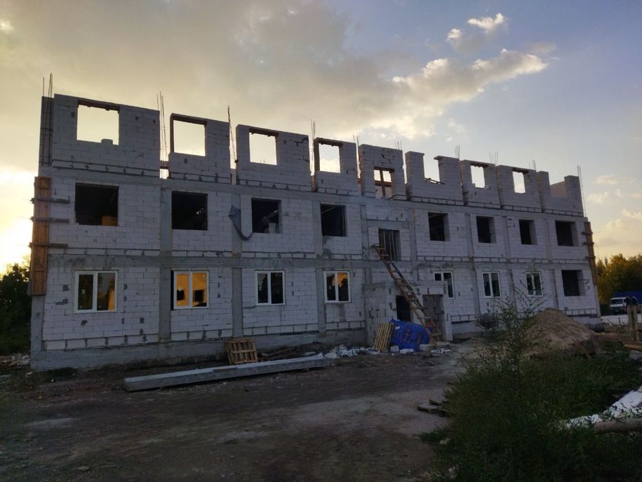 Будівельні роботи . Штукатурка . Малярні роботи  Стройка