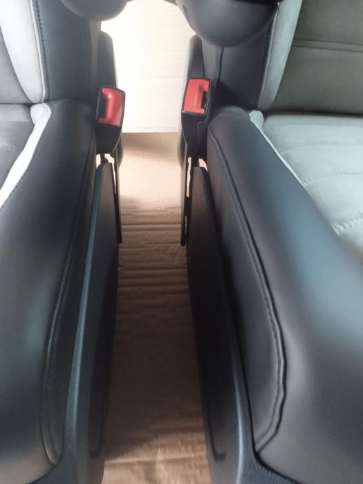 Сидіння VW T6.1 VW T6 MULTIVAN передні з електричним регулюванням