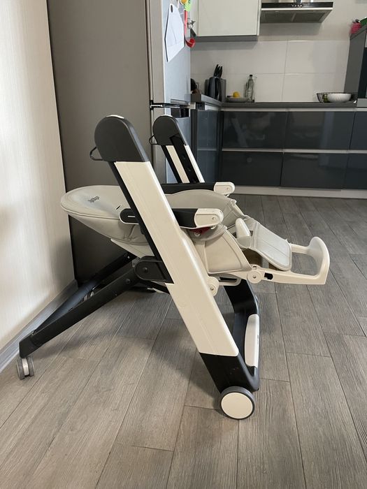 Стільчик для годування peg-perego siesta