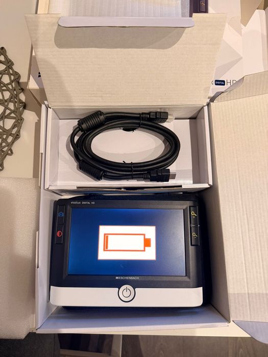 Lupa elektroniczna Eschenbach Digital HD z 7-calowym wyswietlaczem