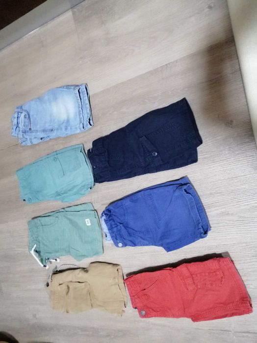 7 pares de calções, H&M, 4 anos