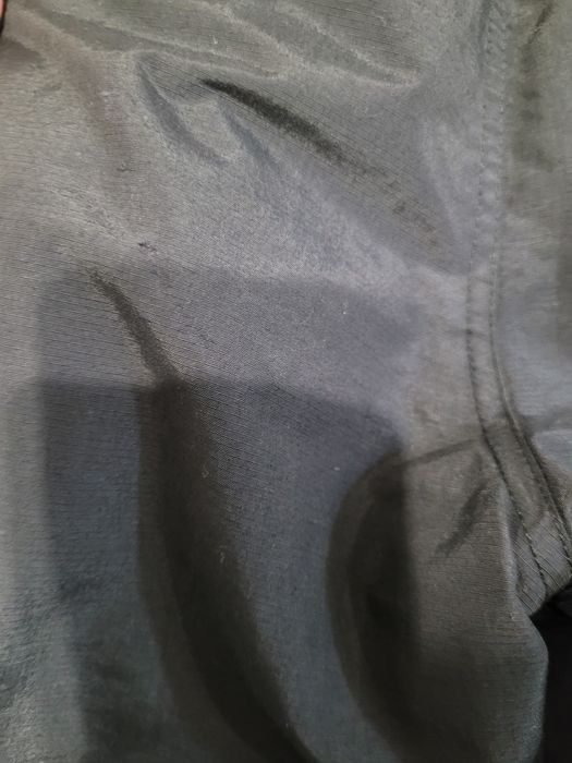 Прожам зимові лижні  штани чорні з підтяжками на 2-3р. Розмір 98