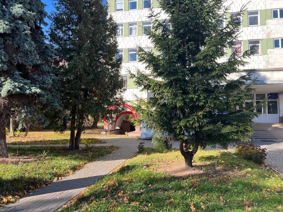 Оренда ком.прим. вул.Довга (Поліклініка)