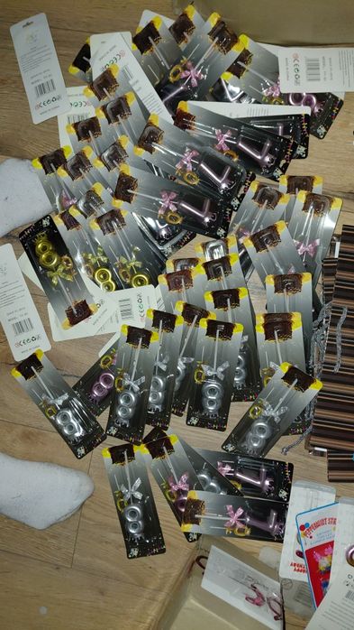 Ящик товарів для свята