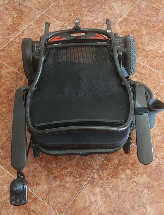 Cadeira de rodas eléctrica com garantia