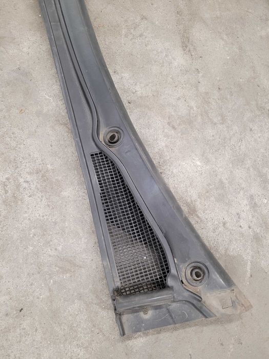 Podszybie plastikowe Renault Clio IV 668.115.228 R