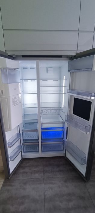 Lodówka Beko side by side