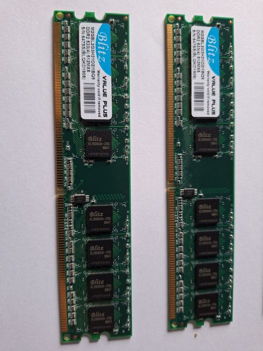 Pamięć do komputera DDR3/2GB i DDR2 512KB