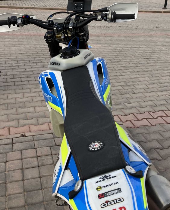 Banco Husqvarna FE 2019