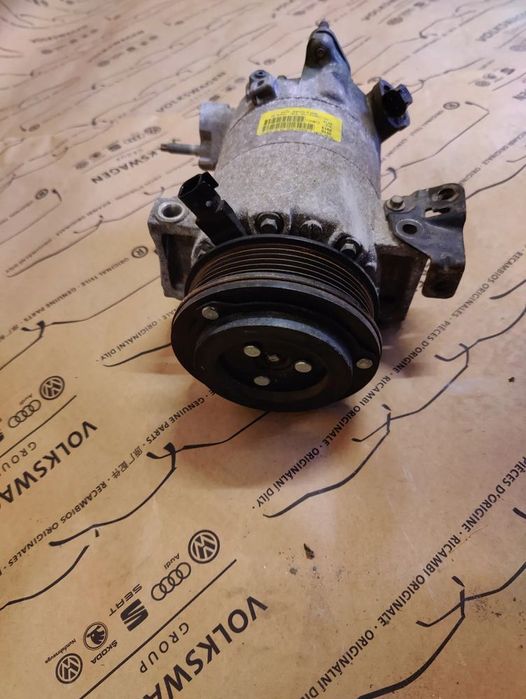 ford fiesta mk7 1.0 sprężarka klimatyzacji c1b1-19d628-ba