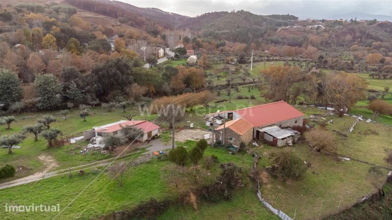 Herdade T4 / Fundão, Lavacolhos