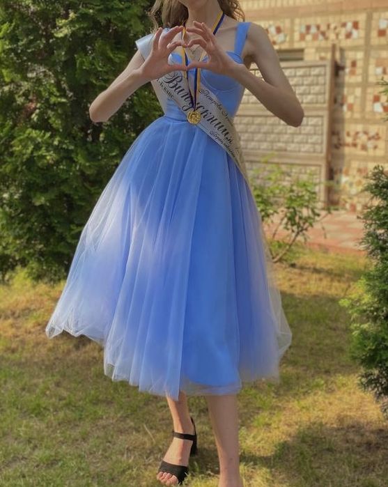Випускна сукня ніжно-блакитного кольору XS-S