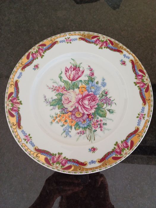 Varias peças  de Porcelana Limoges a partir de 8 euros