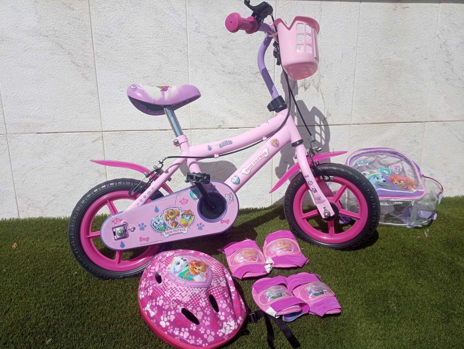 Bicicleta menina