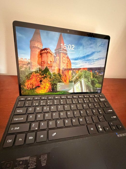 Surface Pro 9|Ecran 13" 2.8K Tactil+Caneta|i7-1265U|16G Ram|Ssd 256Gb|