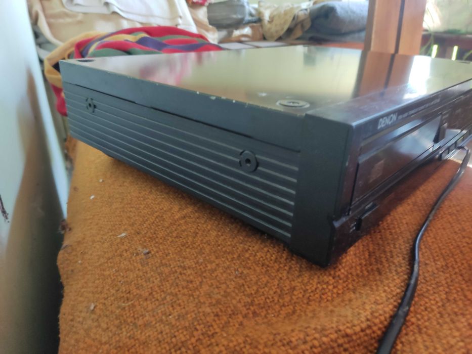 Теміново .Програвач Cd  дисків Denon DCD-600 CD Player Compact Disc