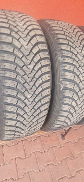 Falken EuroWinter HS01 215/60R17