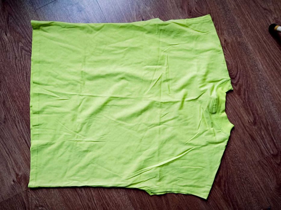 Damski t-shirt Weekday rozm S