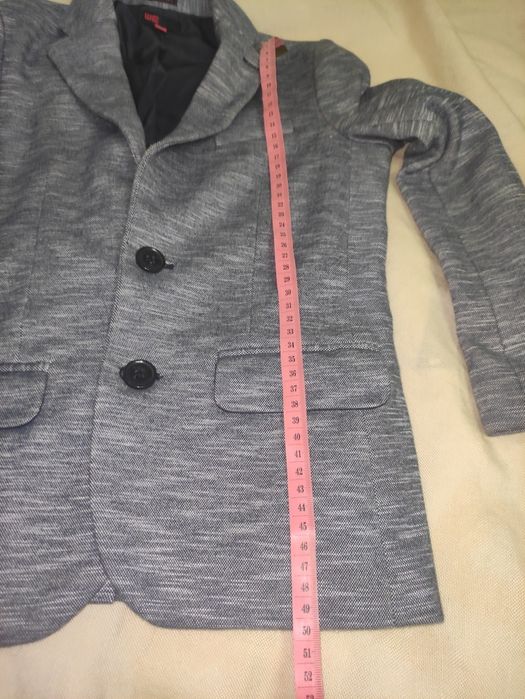 Красивий піджак на хлопчика