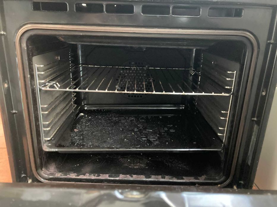 Forno avariado para peças ou conserto