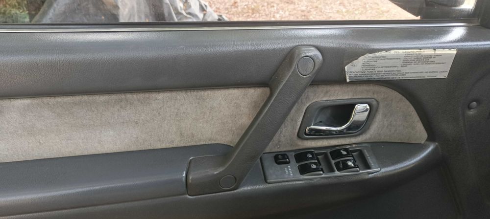 Mitsubishi Pajero GLS - 7 lugares