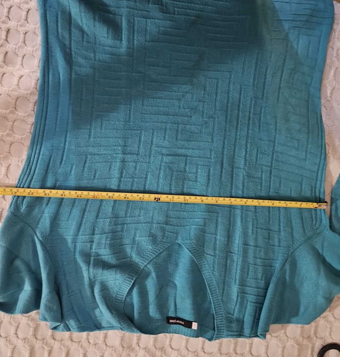 Camisola decote em bico