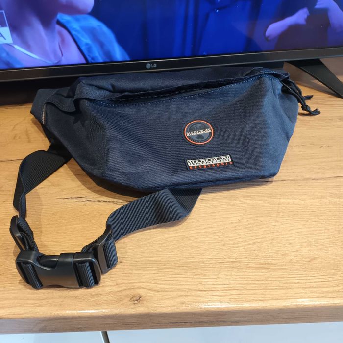 Nerka NAPAPIJRI H-vojage