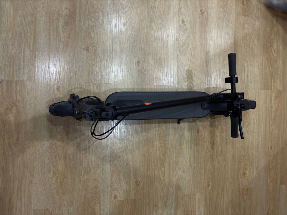 Xiomi Mi Electric Scooter