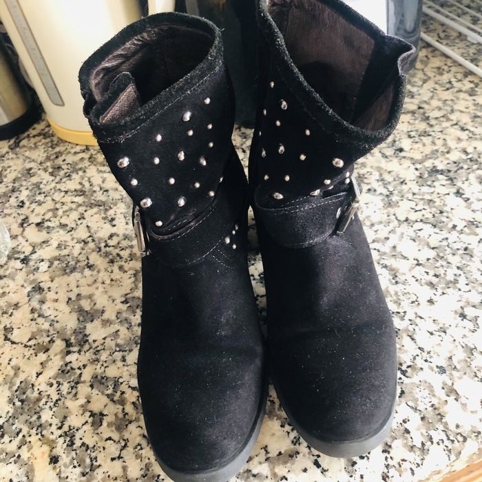 Botas de senhora em camurça tam 37