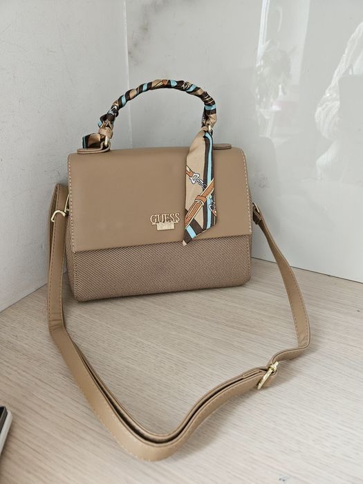 Damska torebka guess