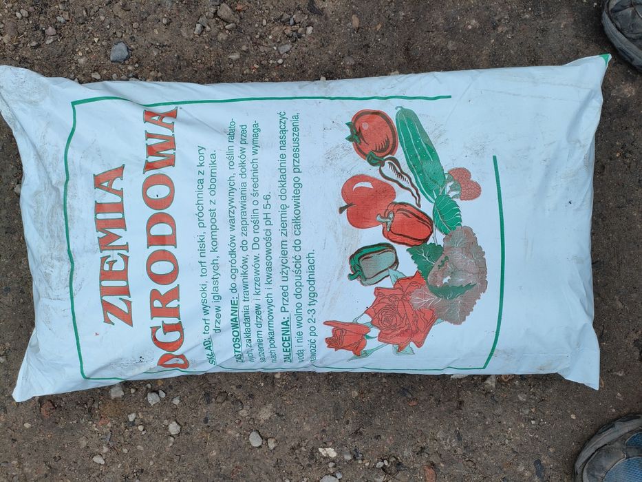 Ziemia ogrodowa 60l