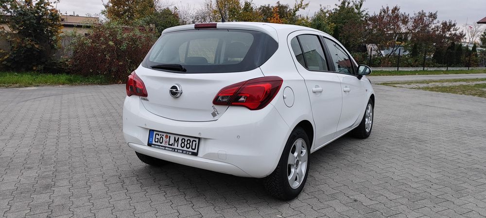 Opel Corsa E z 2015 roku benzyna