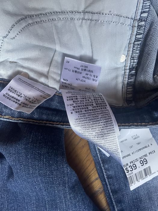 Джинси Levis W 29 L 34 нові