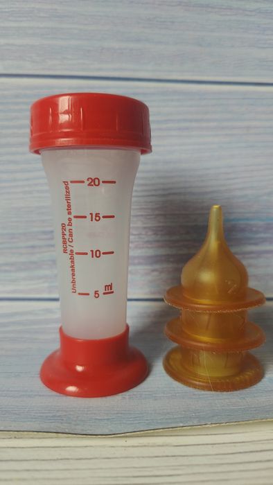 Пляшка для годування кошенят