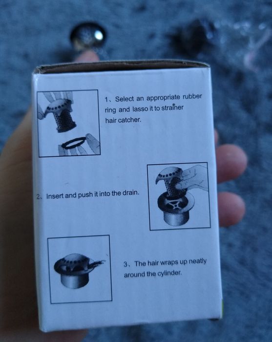 Korek do wanny wychwytujący sierść