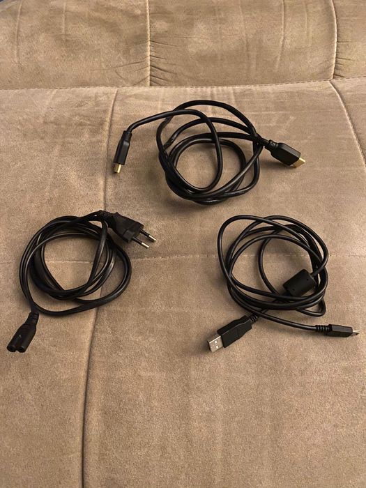 PS3 Slim + Games + 2 Controllers64740666477826123