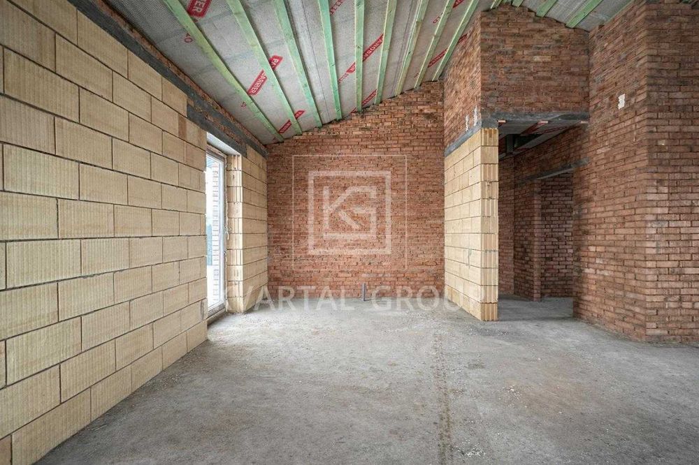 В продажу НОВИЙ будинок біля лісу в предмісті Києва