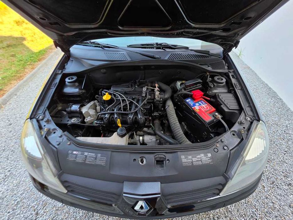 Renault Clio 1.2i 8v 60Cv 130.000Km 07/2004