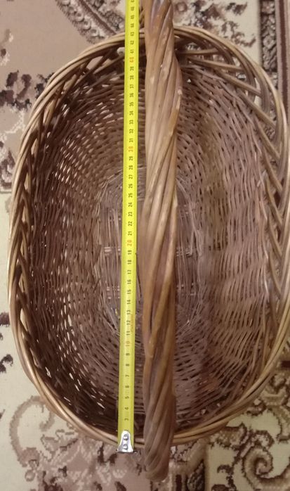 Корзина. Кошолка. Плетёная.