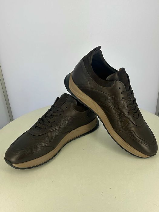 Sapatilhas homem todas em pele top!!